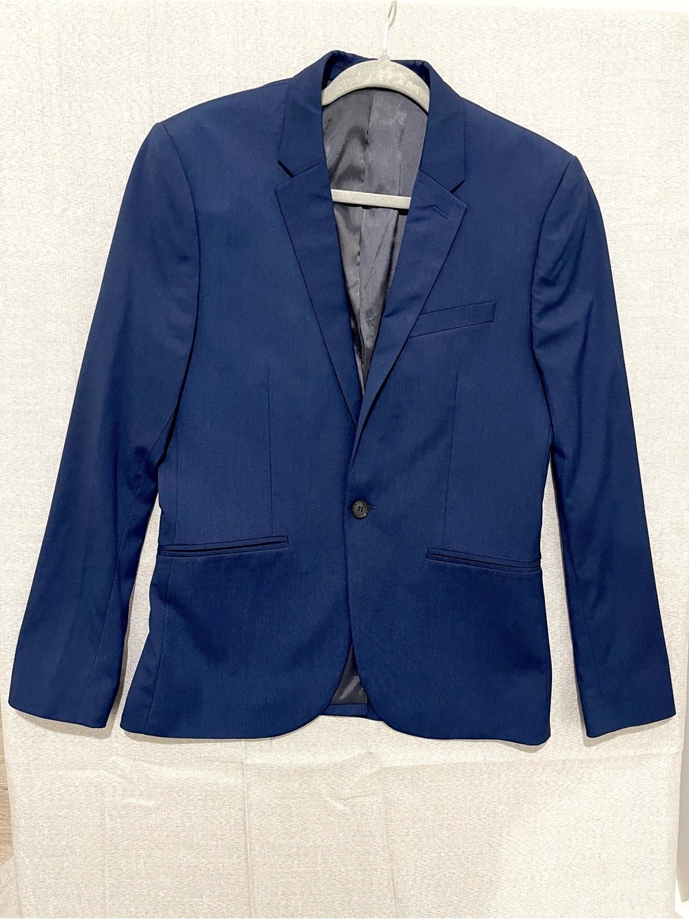 H&M Men’s Navy Single-Button  Blazer size 38R Slim Fit